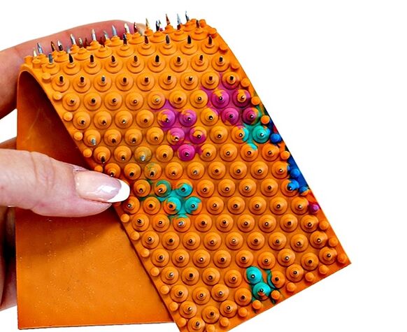 Applikator fir Akupunktur fir zervikal Osteochondrose